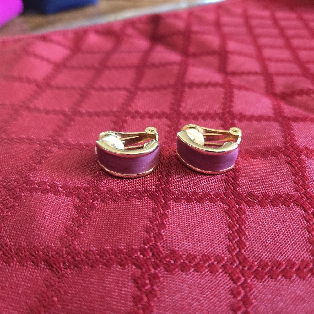 VTG Purple & Gold Clip-on Earrings - Picture 3 of 7
